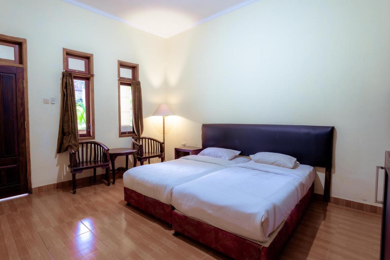 Hotel Mahkota Plengkung By Ecommerceloka Banyuwangi  Extérieur photo