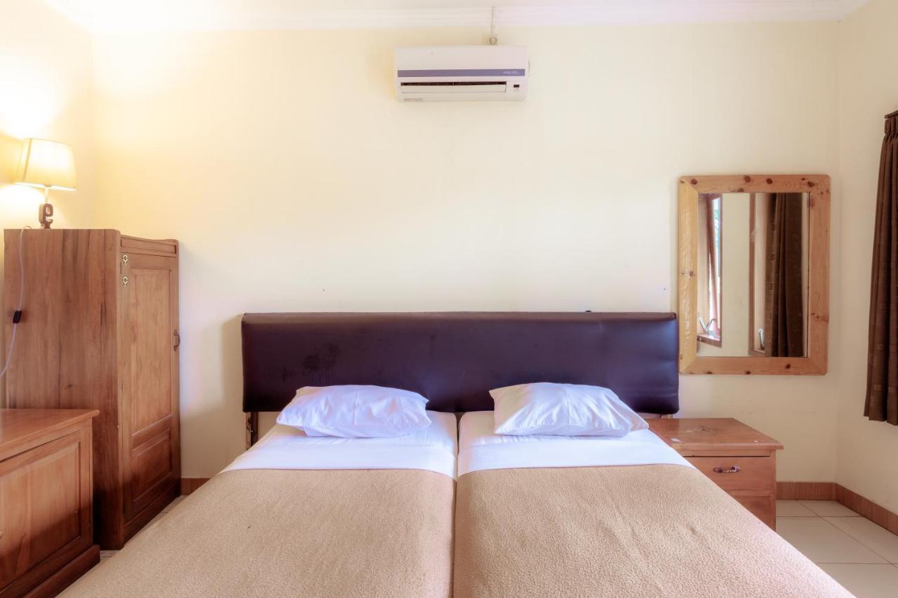Hotel Mahkota Plengkung By Ecommerceloka Banyuwangi  Extérieur photo