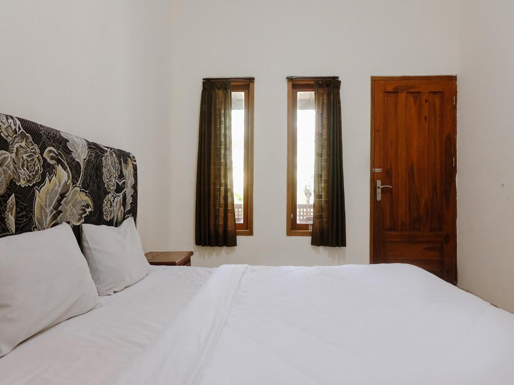 Hotel Mahkota Plengkung By Ecommerceloka Banyuwangi  Chambre photo