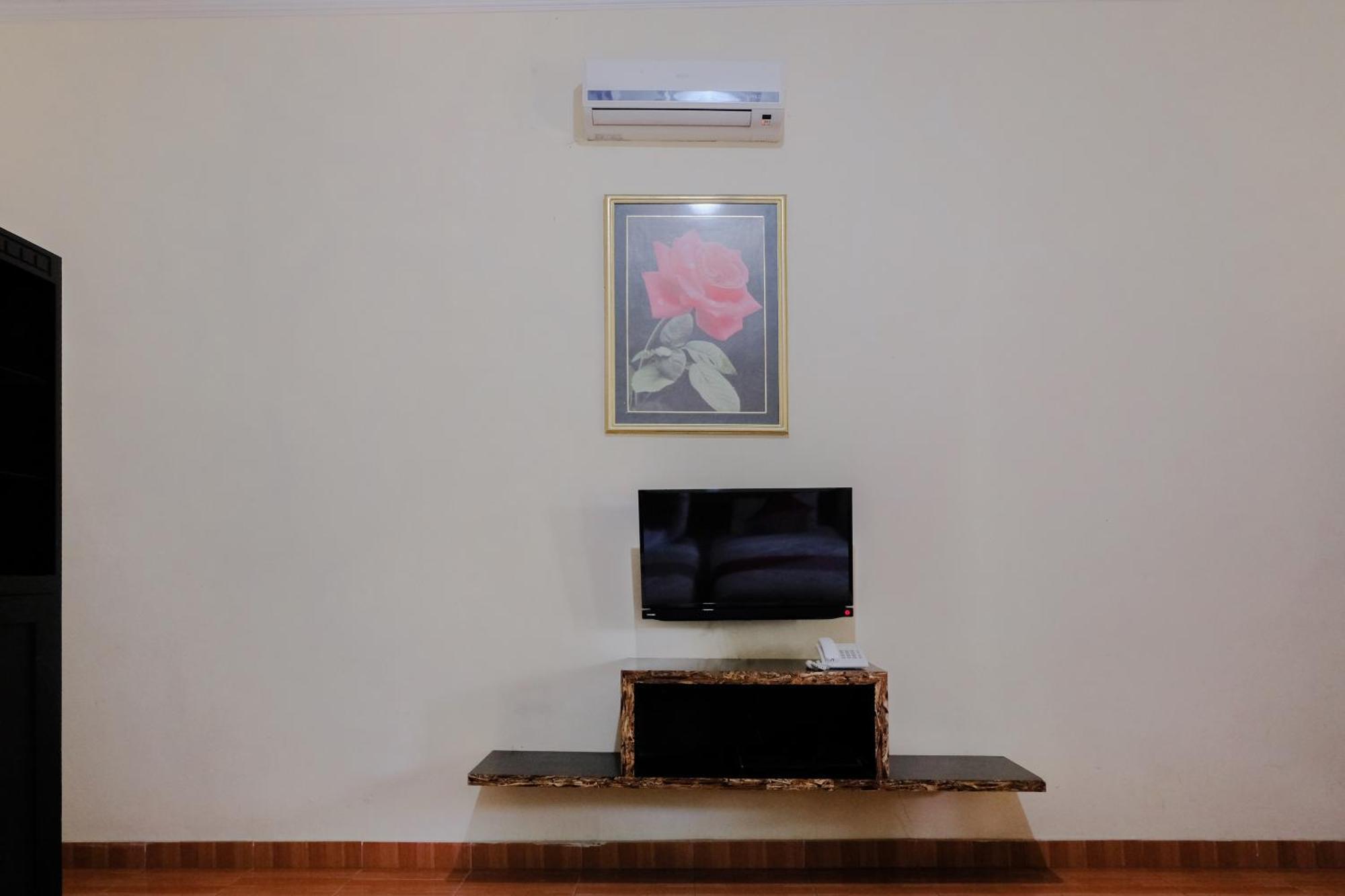 Hotel Mahkota Plengkung By Ecommerceloka Banyuwangi  Extérieur photo